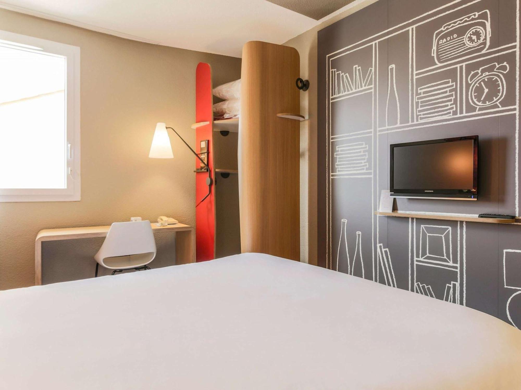Ibis Bordeaux Centre Bastide Hotel Exterior photo